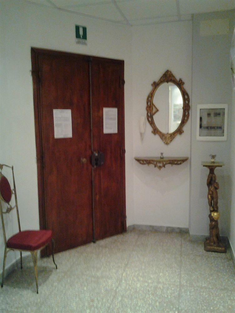 Guest House Scriva Rome Bagian luar foto