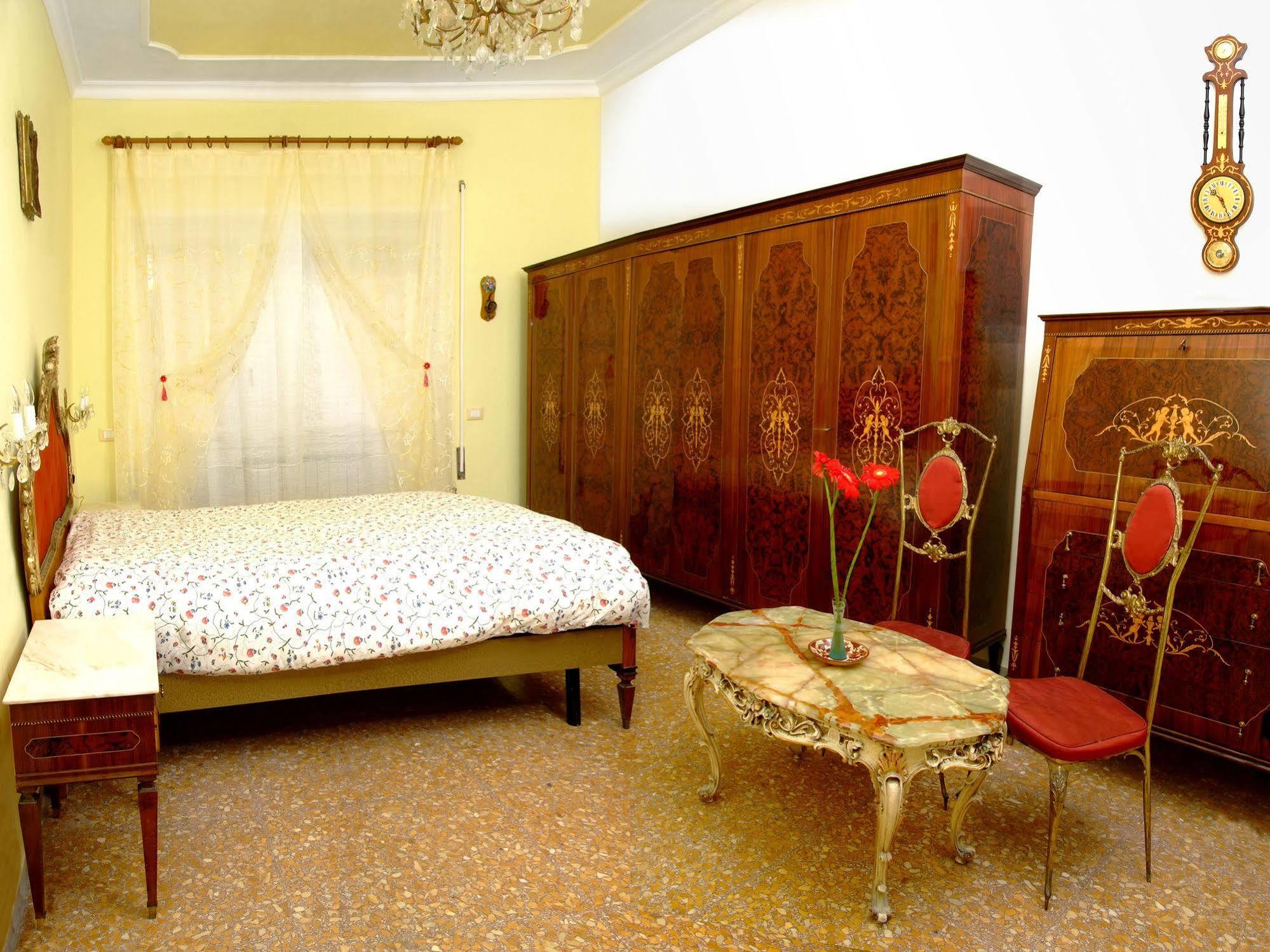 Guest House Scriva Rome Bagian luar foto